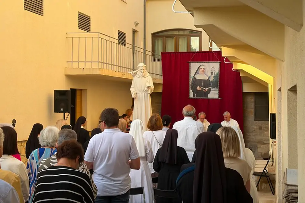 Blato svečano proslavilo 23. obljetnicu proglašenja blaženom Marije Propetog Isusa Petković