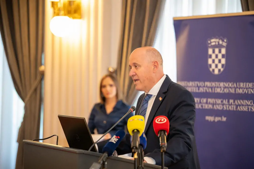 Bačić u Zagrebu otvorio skup o tržištu nekretnina i priuštivosti stanovanja
