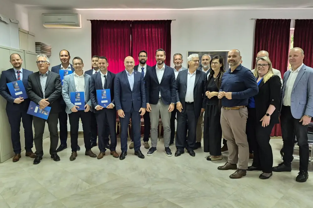 Ugovori vrijedni pola milijuna eura za projekte na pomorskom dobru