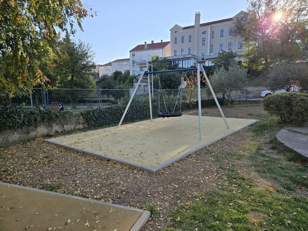 djecje igraliste drnis 10 2025 1