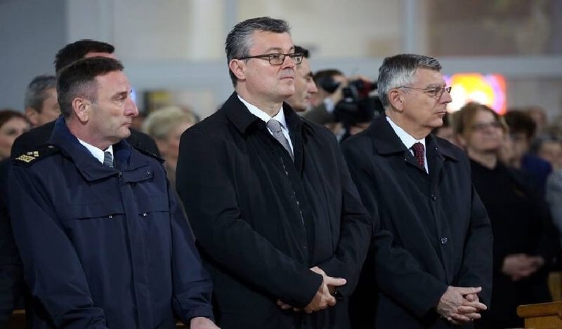 Facebook /Vlada RH