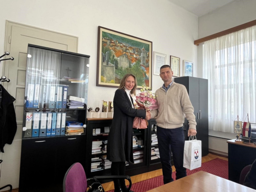 mazoretkinje primanje opcina blato 002