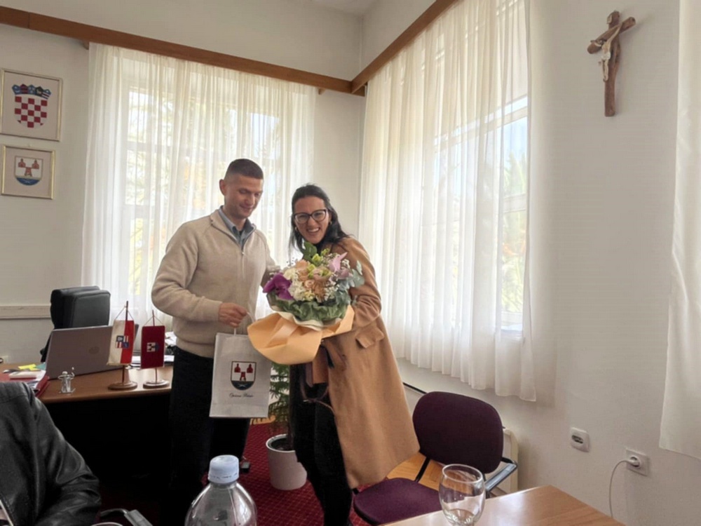 mazoretkinje primanje opcina blato 004